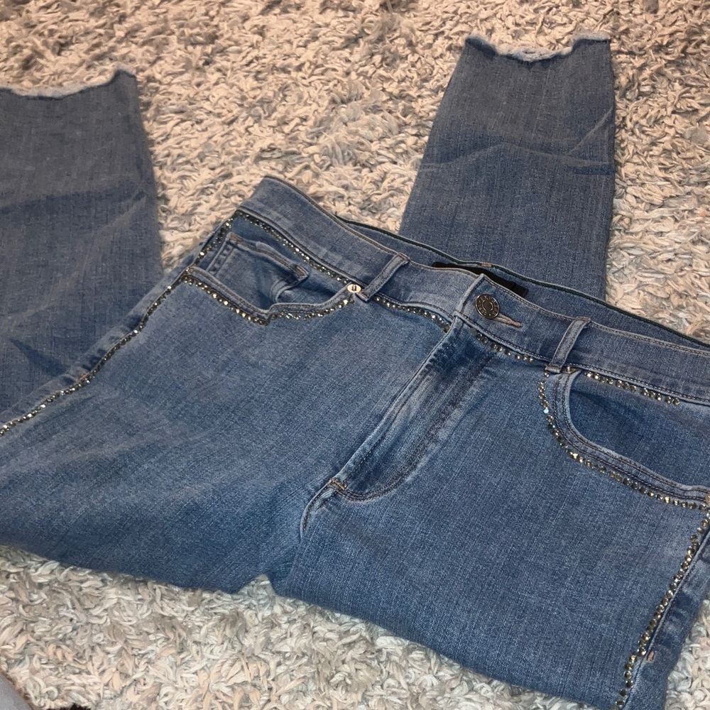 EXPRESS WOMENS HIGH RISE ANKLE LEGGING BEDAZZLED RAW SEAM DENIM JEAN  10s